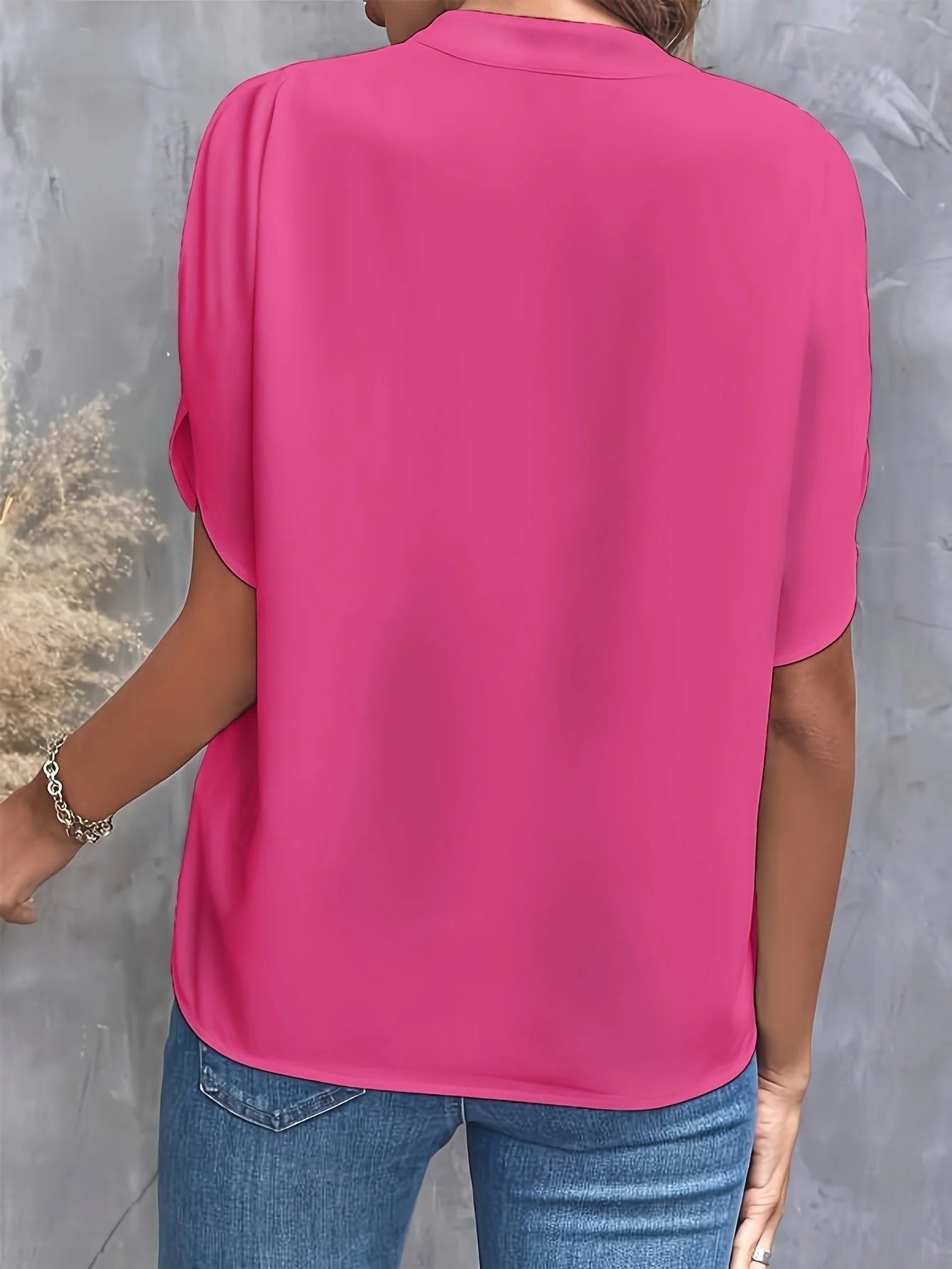 TATTY | BLUSA ELEGANTE LIGERA INDISPENSABLE EN EL VERANO.